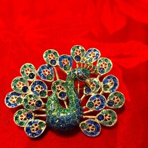 VINTAGE PEACOCK BROOCH